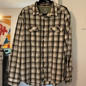 Mountain Hardware Plaid Button Up Shirt